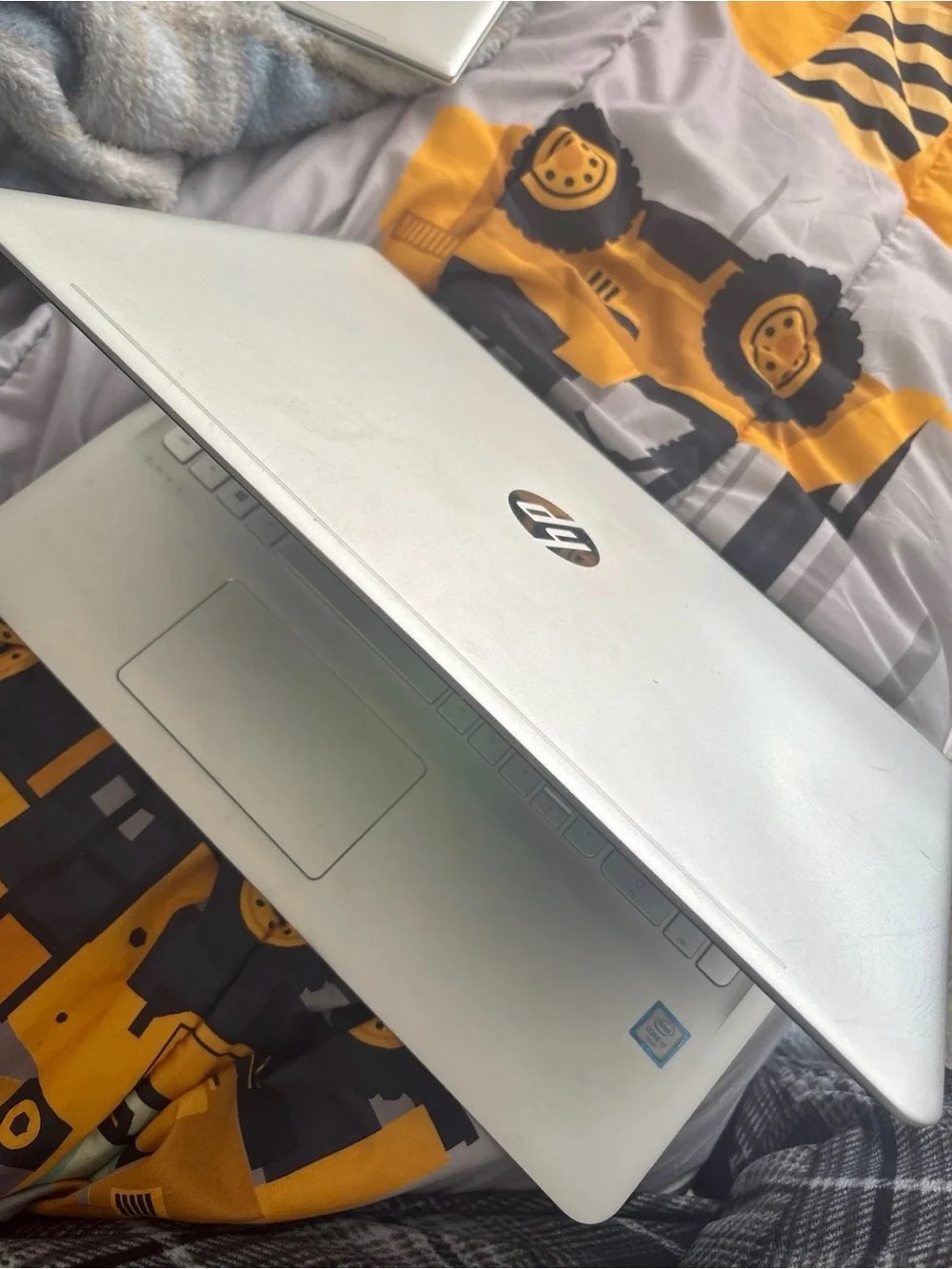 HP Silver 15.6